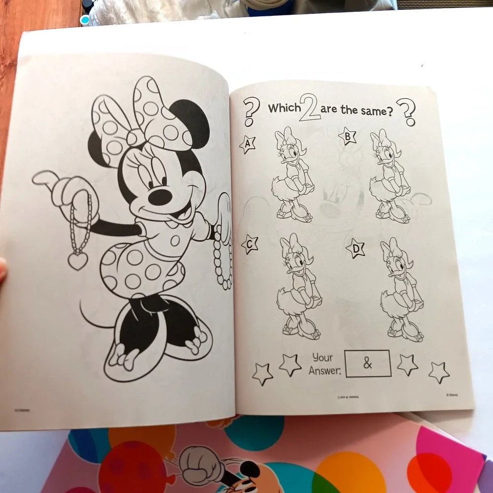 Disney‎ Minnie Mouse Coloring Activity Set Folders Crayons Mickey Clubhouse NEW